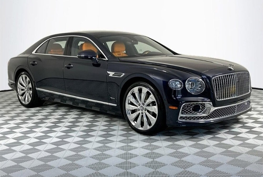 Why are professional vehicle photos in a 360Booth® extremely important for consumers?