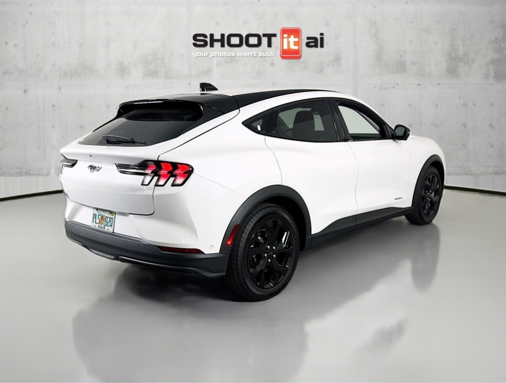 white SUV in a shootitai booth