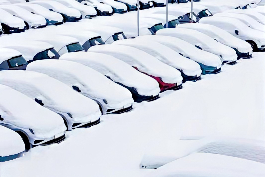 What a Winter of Outdoor Photos Costs a 250-Car Store: $93,000 to $186,000