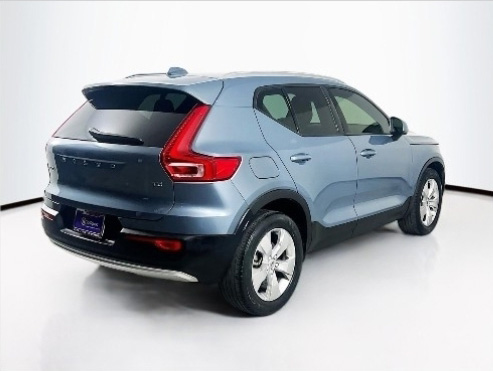 SUV in a 360Booth Photo Studio