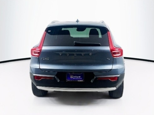 SUV in a 360Booth Photo Studio