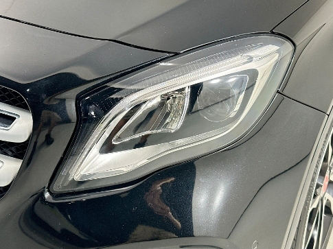 SUV in a car photo studio