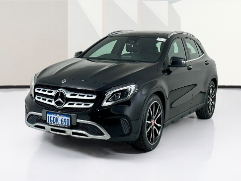 SUV in a car photo studio