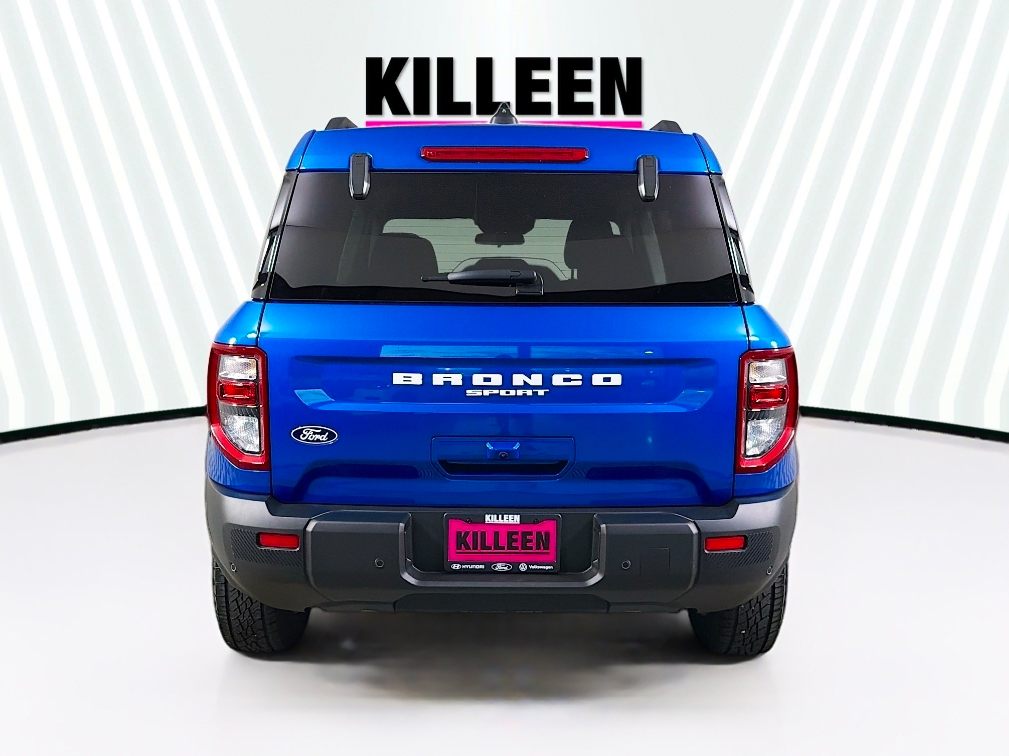 SUV in a 360Booth photo booth