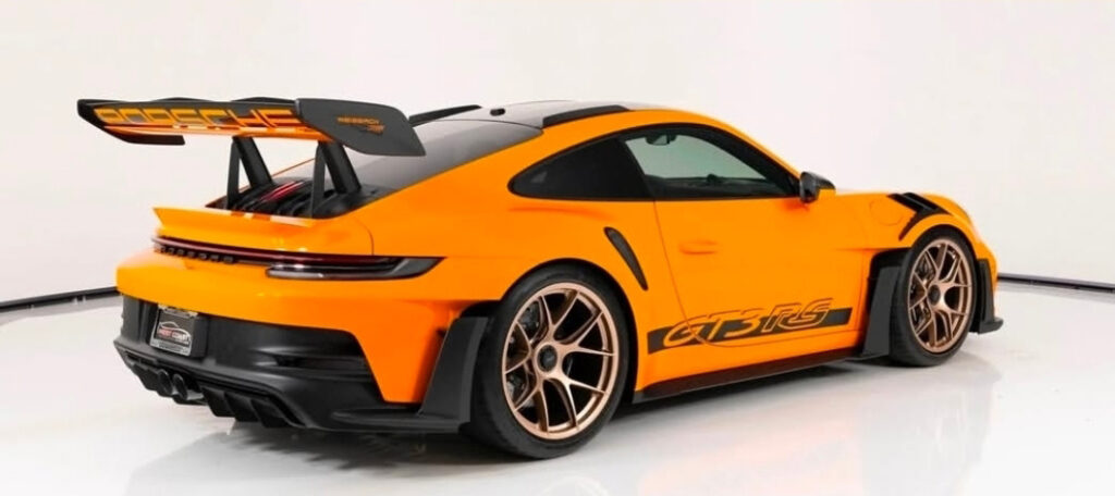 Porsche in a 360Booth car photo studio