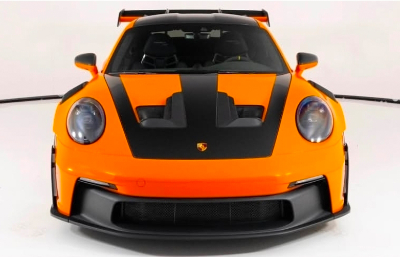 Porsche in a 360Booth car photo studio