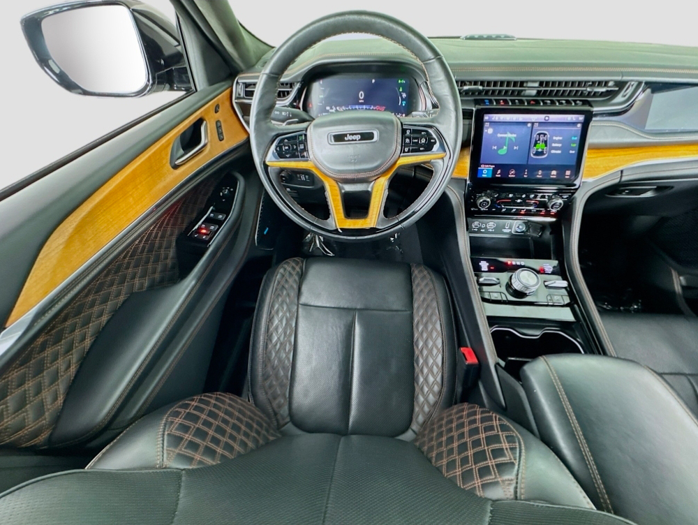 SUV in an SUV photo booth
