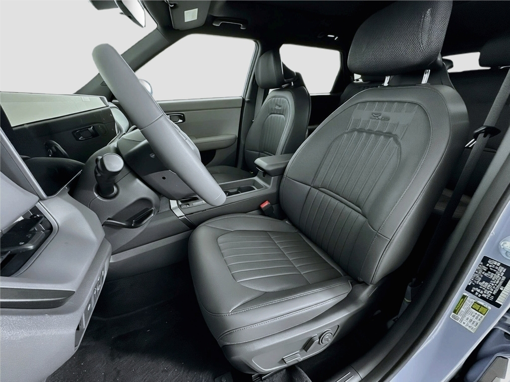 KIA SUV in an SUV Photo Booth