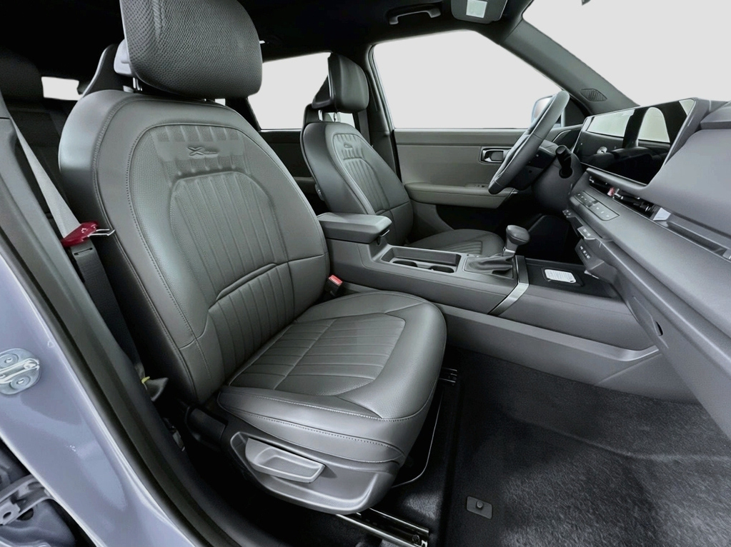 KIA SUV in an SUV Photo Booth