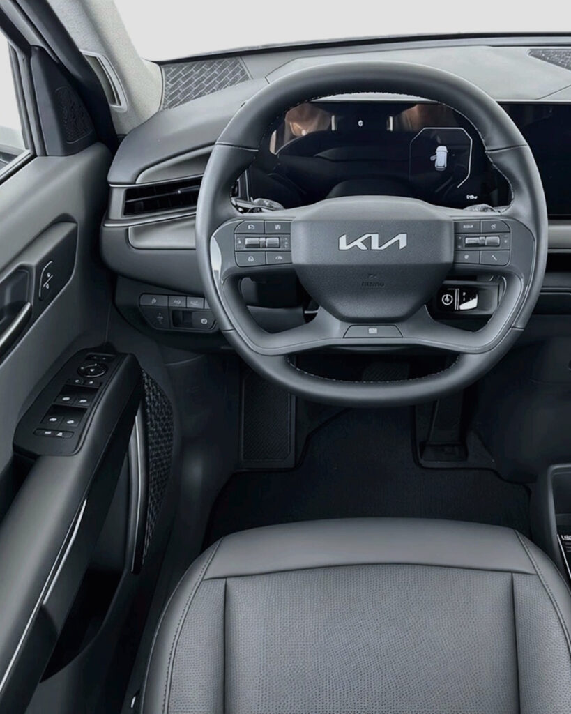 KIA SUV in an SUV Photo Booth