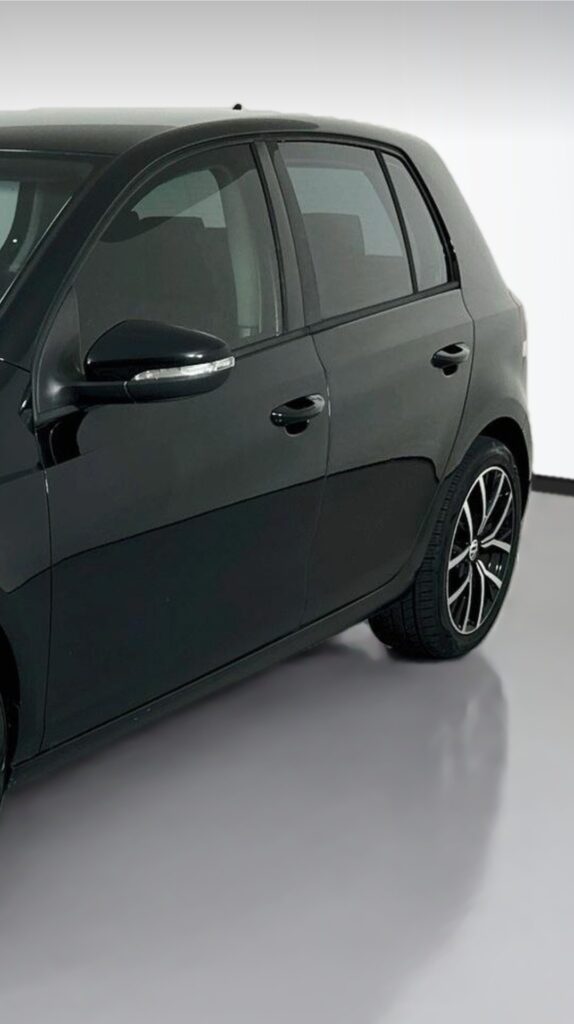 SUV in a 360Booth® SUV Photo Booth