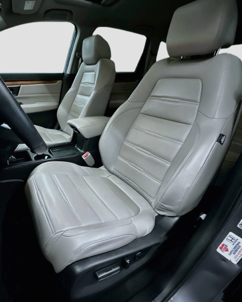 SUV in a 360Booth® SUV Photo Booth