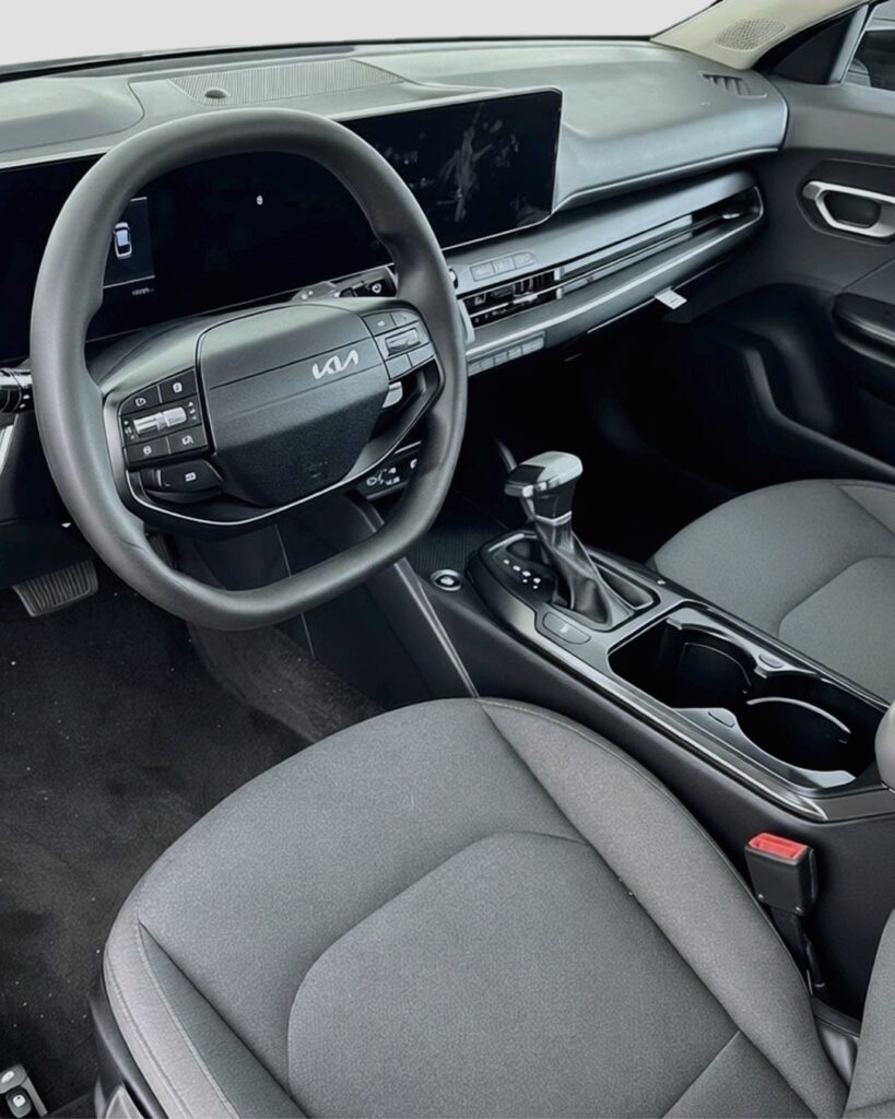 Kia sedan in a 360Booth® Car Photo Booth