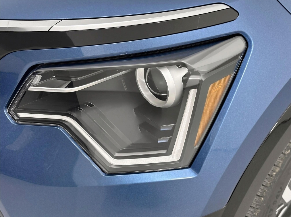 SUV in a 360Booth® SUV Photo Booth