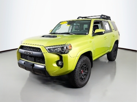 SUV in a 360Booth SUV Photo Booth