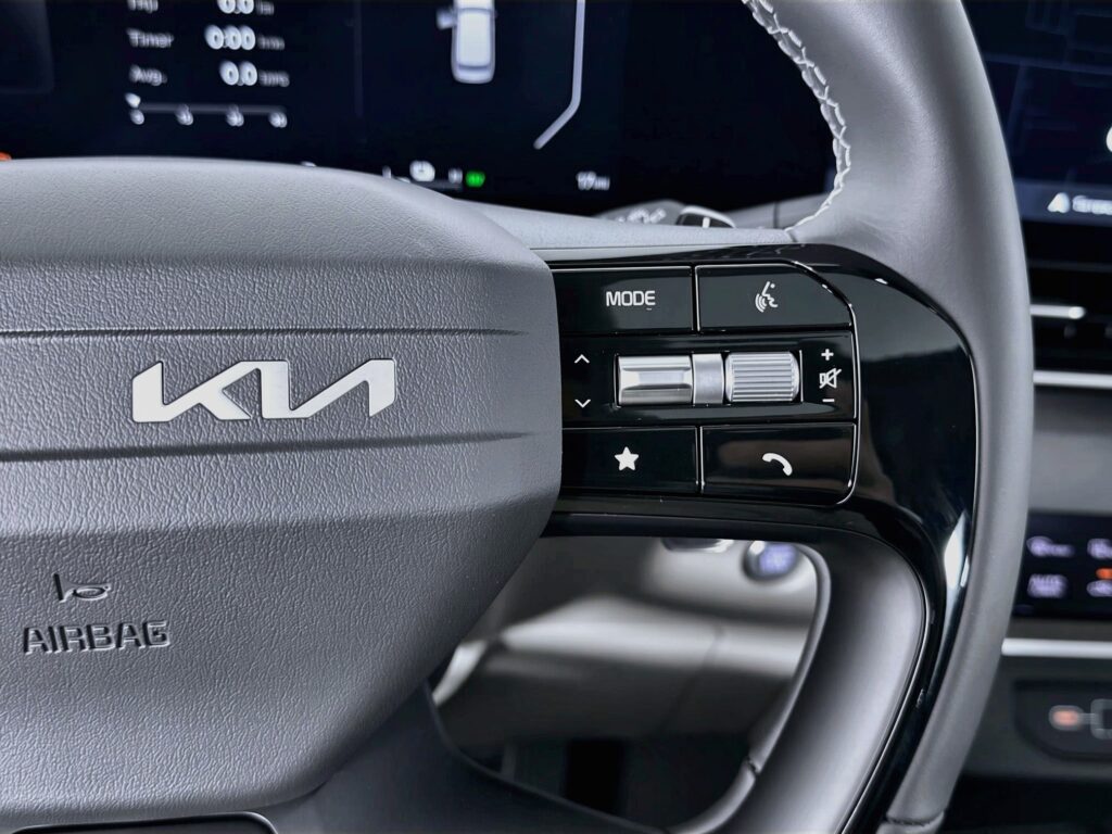 SUV in an SUV Photo Booth