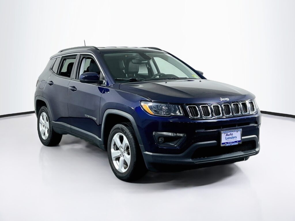 SUV in an SUV Photo Booth