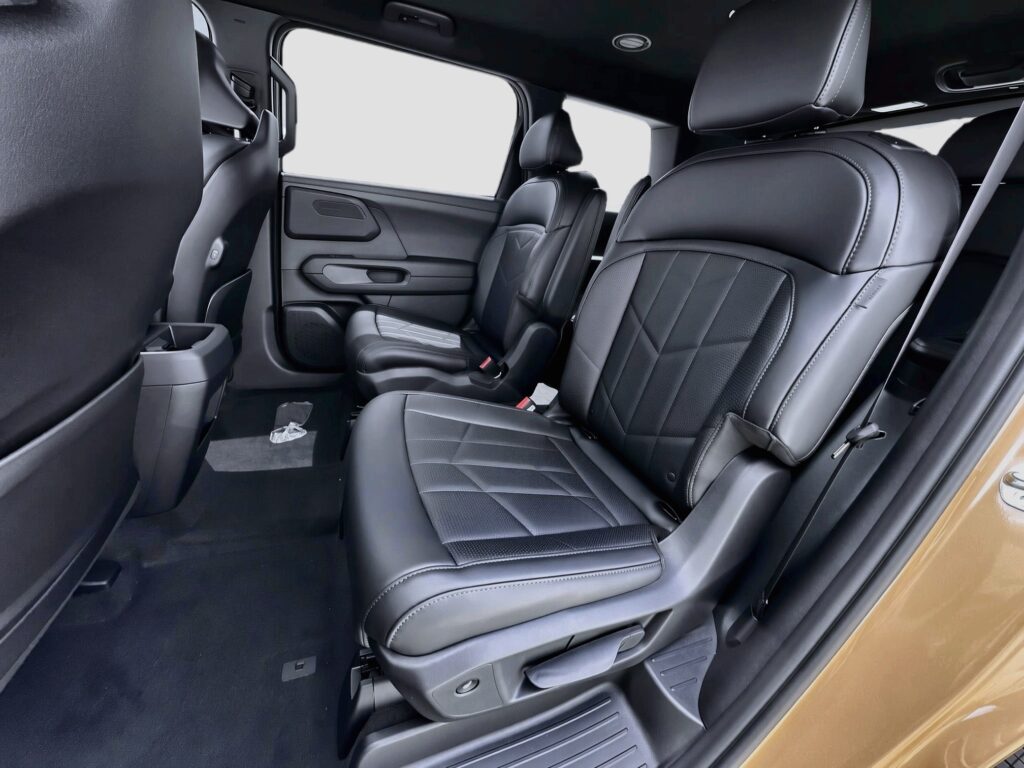 SUV in an SUV Photo Booth