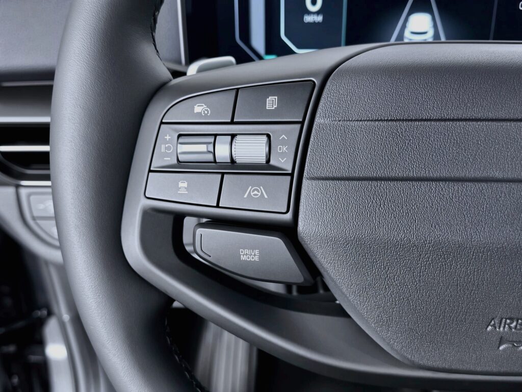 SUV in a 360Booth SUV photo booth