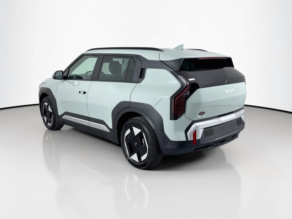 SUV in a 360Booth SUV photo booth