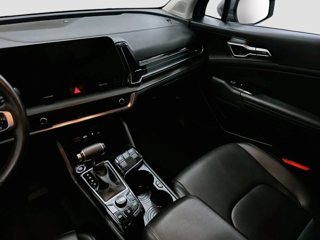 SUV in a 360Booth SUV photo booth