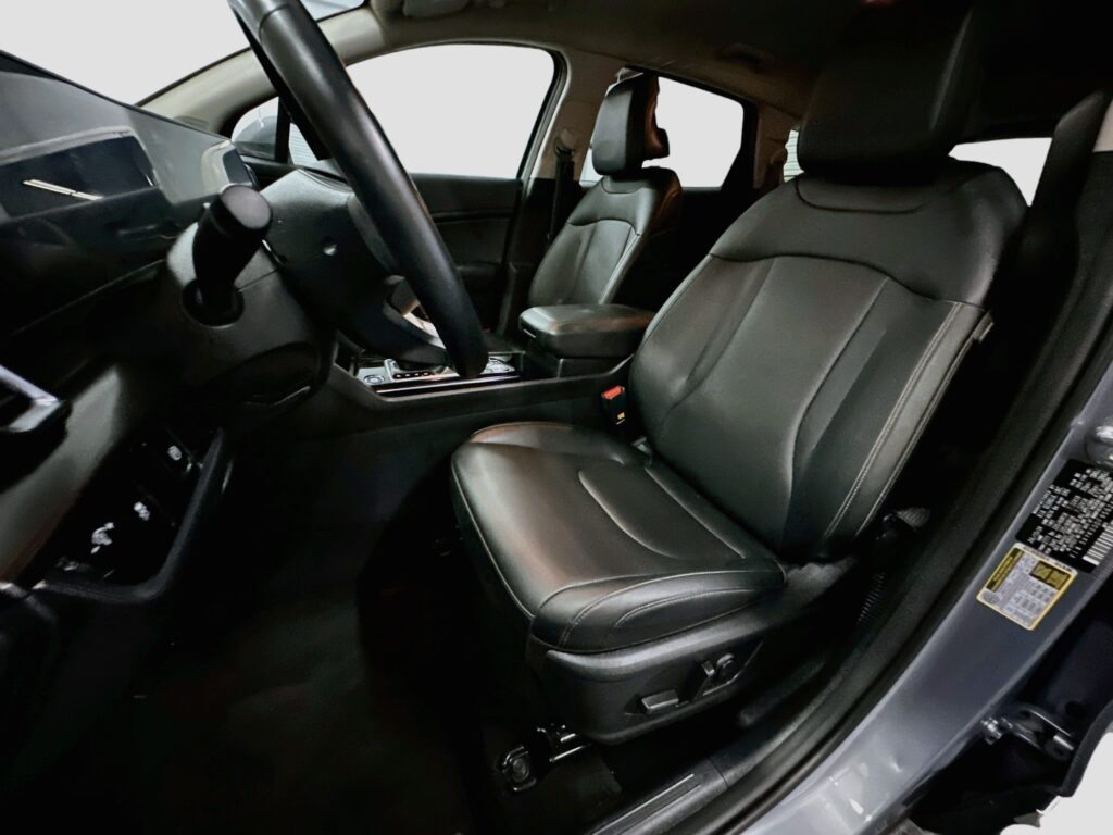 SUV in a 360Booth SUV photo booth