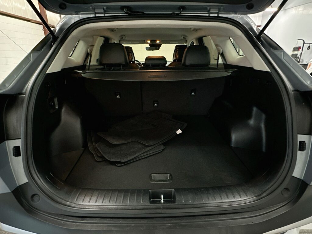 SUV in a 360Booth SUV photo booth